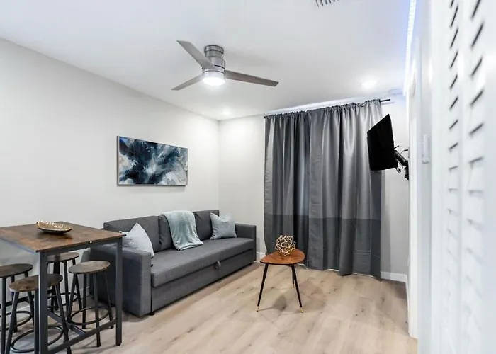 Prestige Brickell Miami Suite